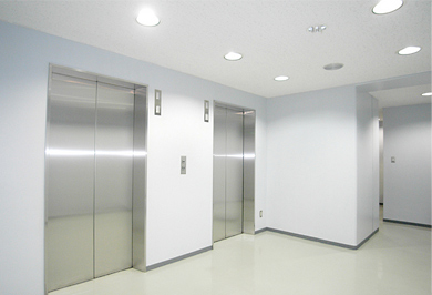 NKビル新大塚エレベーターホール