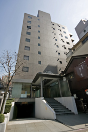 FBR三田ビル外観