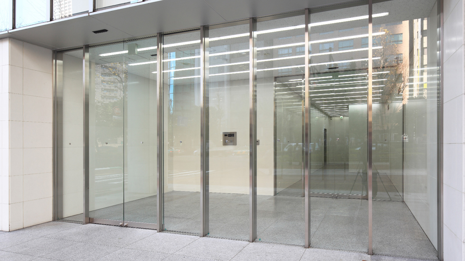 NEWS日本橋堀留 エントランス