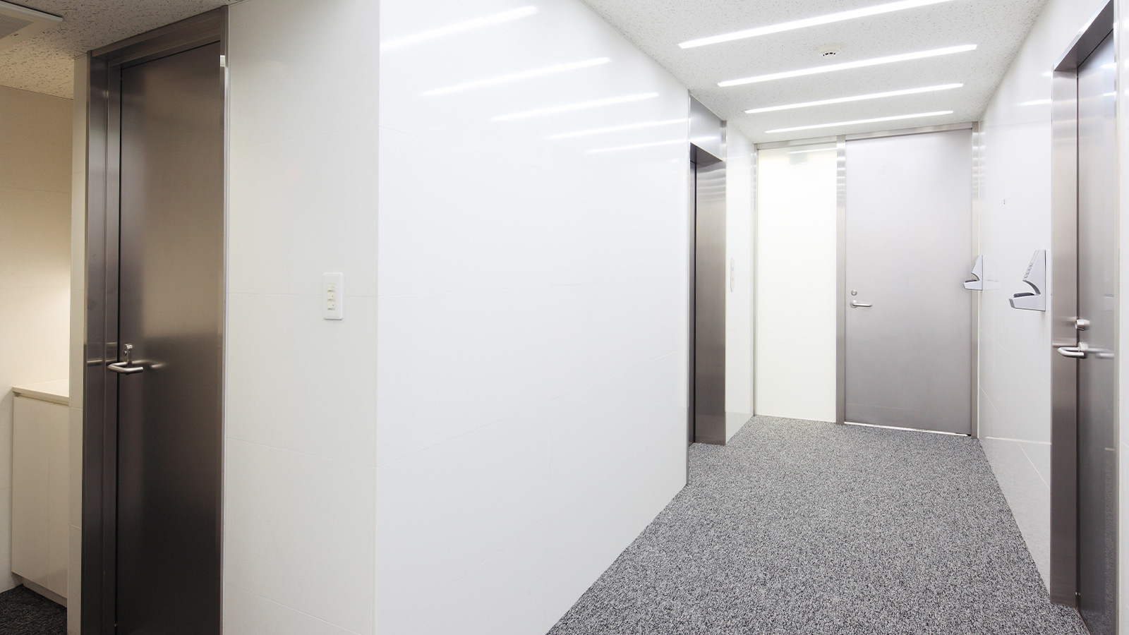 NEWS日本橋堀留 廊下