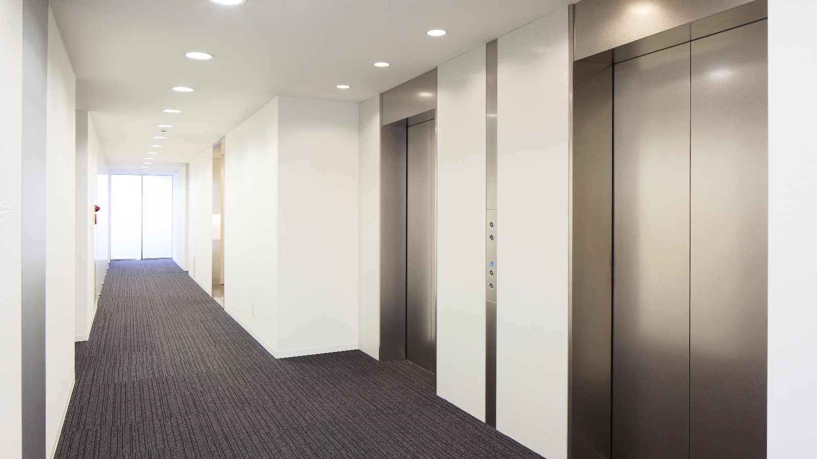 NEWS日本橋堀留 廊下